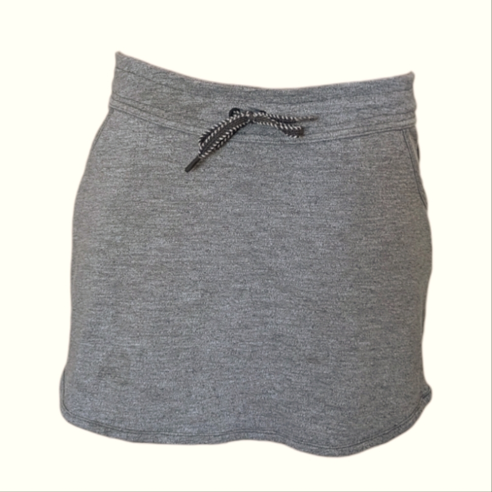 💥3 for$12 moving sale💥 OR ladies size large mini skirt in heather gray